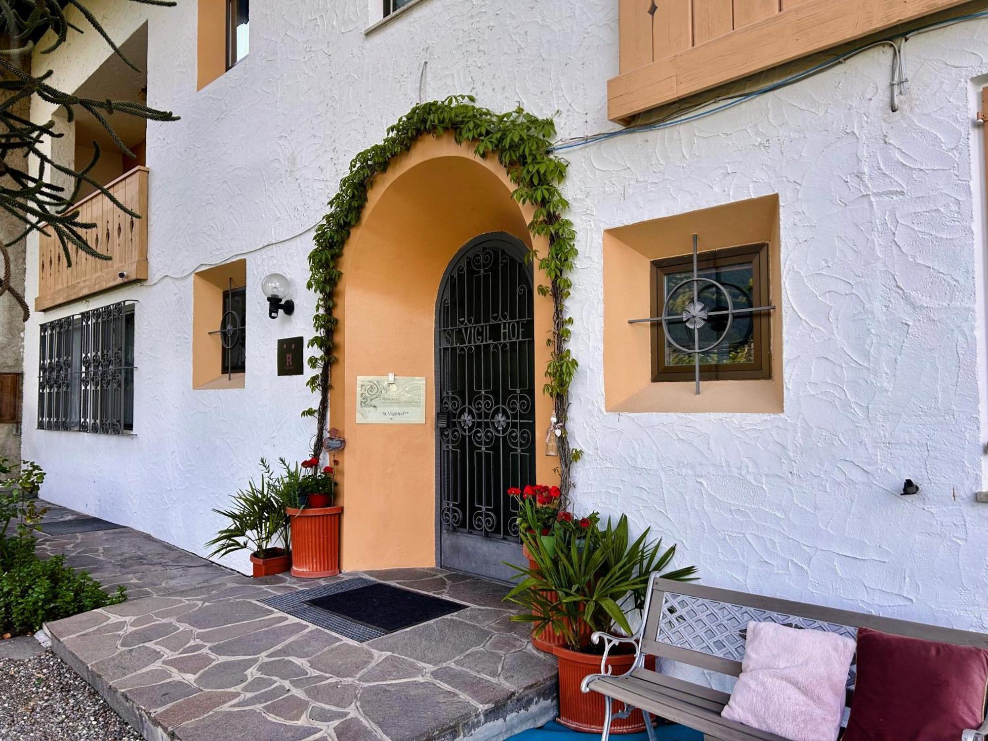 St. Vigilhof Aparthotel Nalles Exterior photo